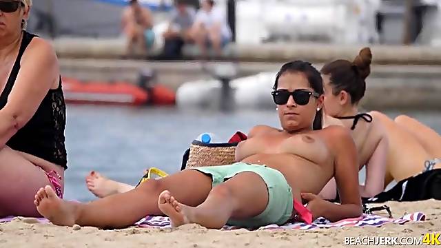 Perky tits on ladies at the topless beach