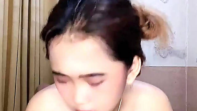 Monic Tobrut Sama Pacarnya Ngewe Dikamar