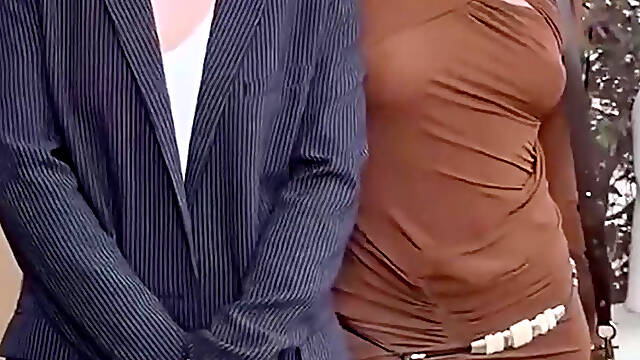 Ever Anderson Sexy Scene in Ever Anderson Jovovic Sexy In Revealing Her Breasts And Nipples