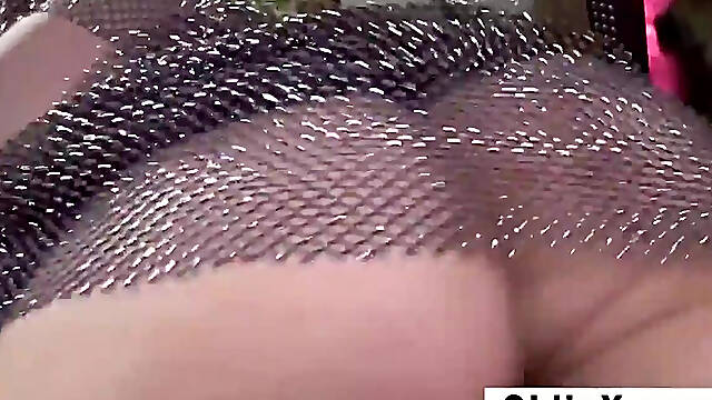 7 Cougars Get Together At - Di Devi