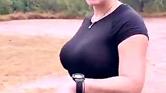 Yiny Leon Sweaty Hot Hiking Fucking In The Wild