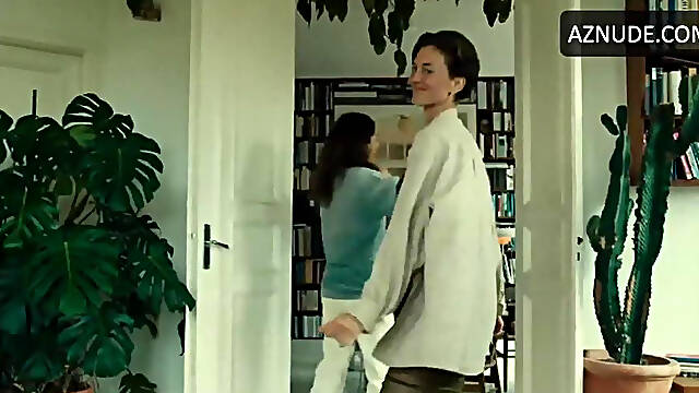 Victoria Carmen Sonne Lesbian Scene in Explosions In My Heart