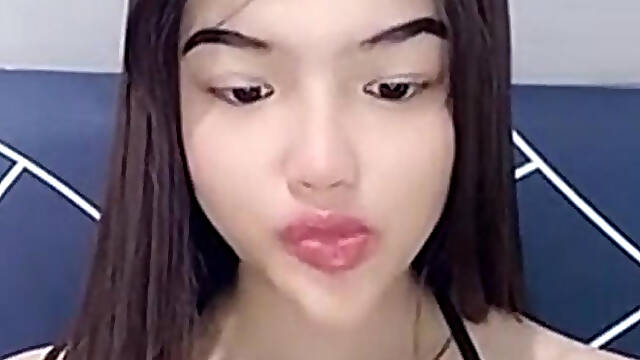 Billa Selebgram Toge