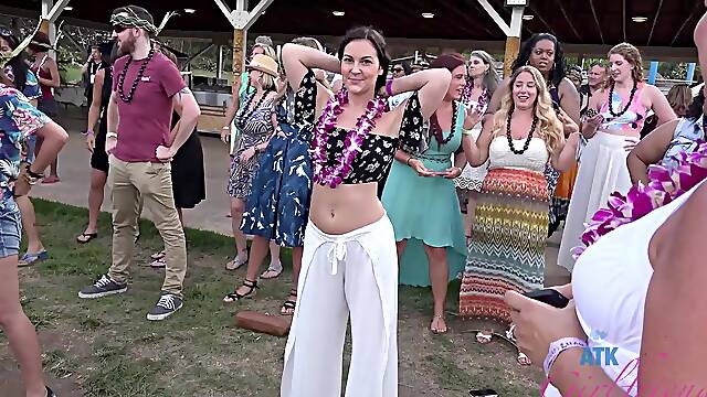 Outdoor sex, public exposure, reality porn with no script