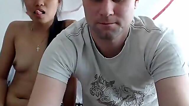 Bihotcouple private video on 05/16/15 14:30 from Chaturbate