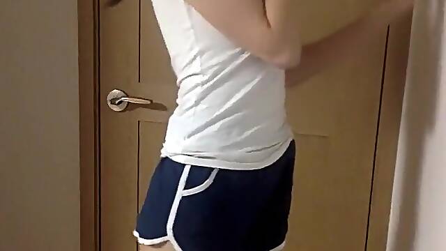 Singapore girl show her  body