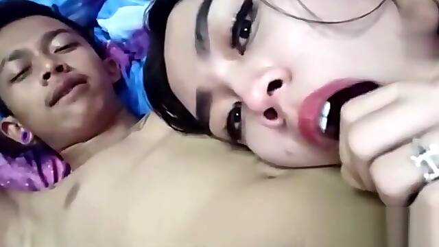 Ngentot Waria Salon