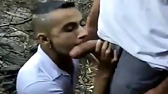 Str8 indian daddy in a park