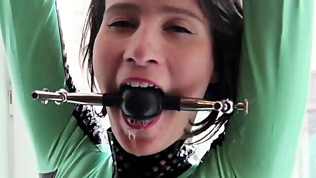 Amateur teen tied up for bdsm