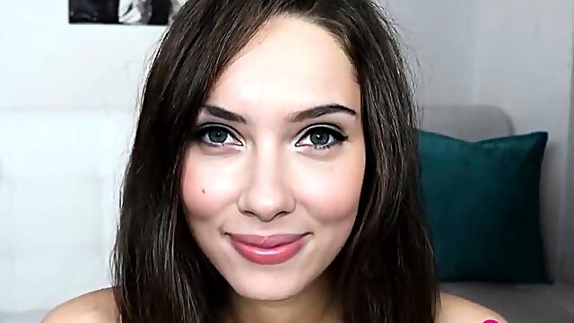 Cute amateur brunette naughty in solo jerking show on camera