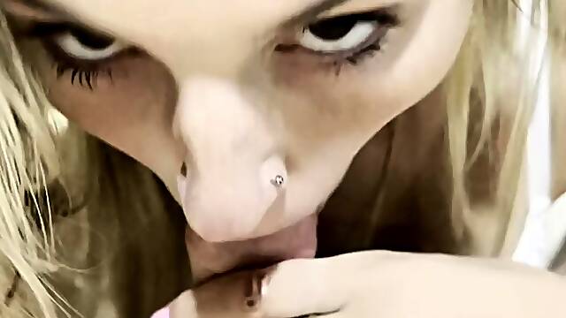 Innocent College Teen Gets a Messy Facial From Her Ex