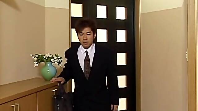 The mom who scolds a boy