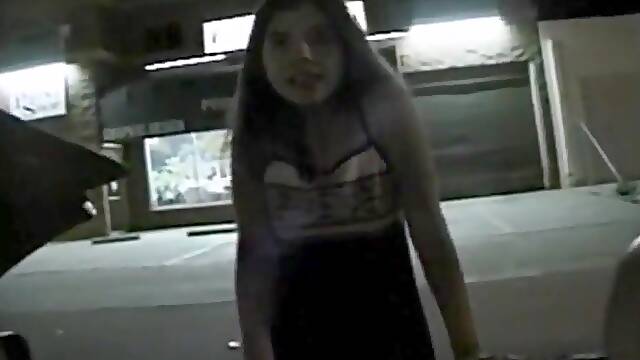 Gorgeous latina street hooker