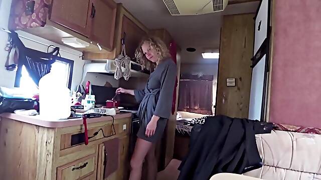 Couple fucking in camping car
