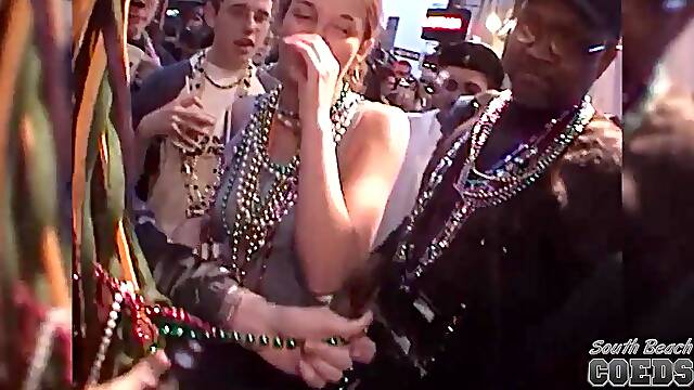 Some Girls Flashing In This Mardi Gras New Orleans Home Video - SouthBeachCoeds