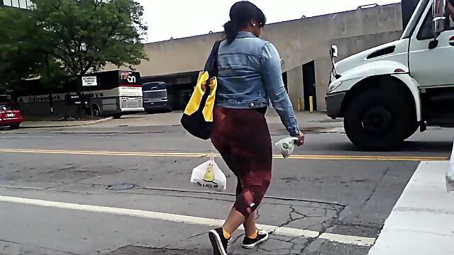 Spandex Jiggle