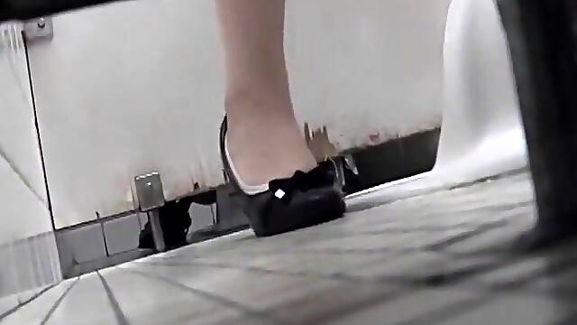 1919gogo 7559 voyeur work girls of shame toilet voyeur 136