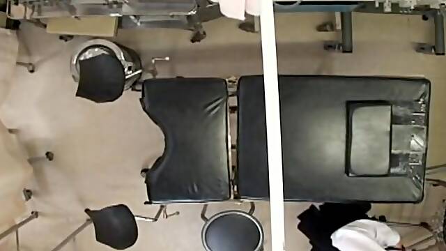 Gyno tried several sex toys on this lovely Japanese babe