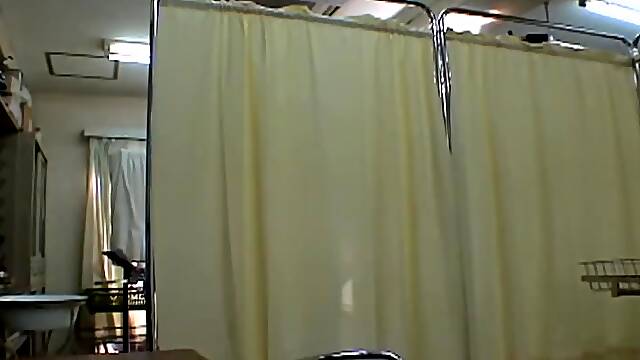 Fuckable Asian babe toyed hard during her Gyno exam