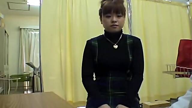 Alluring Japanese fingered during a hot Gyno examination