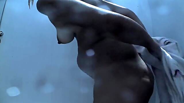 Crazy Changing Room, Beach, Voyeur Clip, Watch It