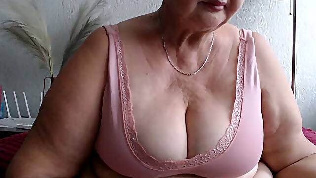Chubby granny with saggy tits