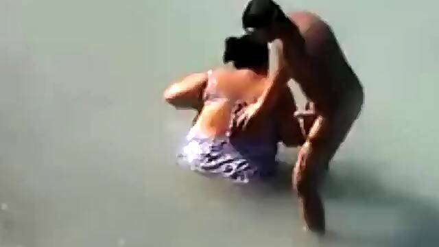 Bbw fucking on beach