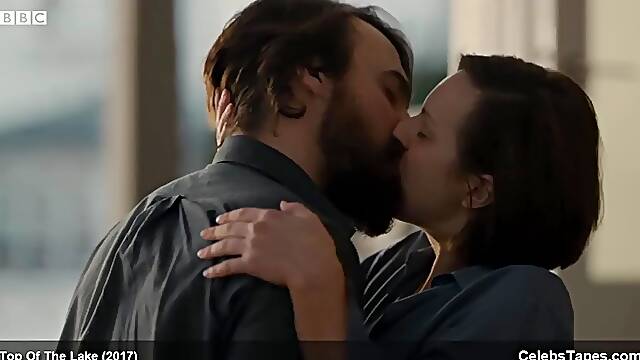 Elisabeth Moss and Linda Ngo sex movie scenes