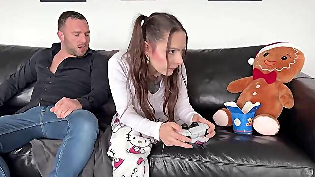 Tattooed French Slut Returns for Casting Fuck