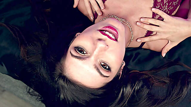 Brunette stunner Gianna Gem offers up her tight body for Ryan to ravish