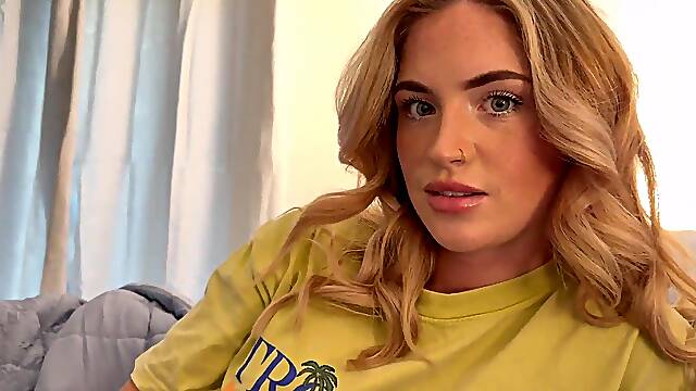 OMG Step Sis Quit Playing with your Pussy, I Only Wanted to Watch A Movie