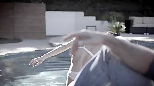 The bad uncle returns