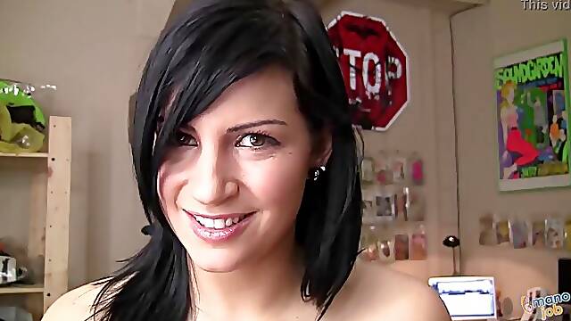 Tori Lux is a smoking hot brunette who is in the mood for a quick fuck