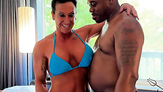 D Crush First Wrestling Match with Muscular Babe