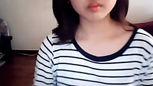 Tight Korean pussy teased on live webcam