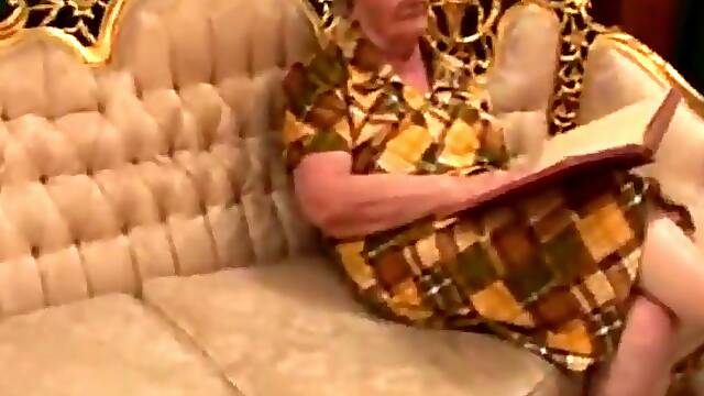 Mairi-70 year-old hot chick