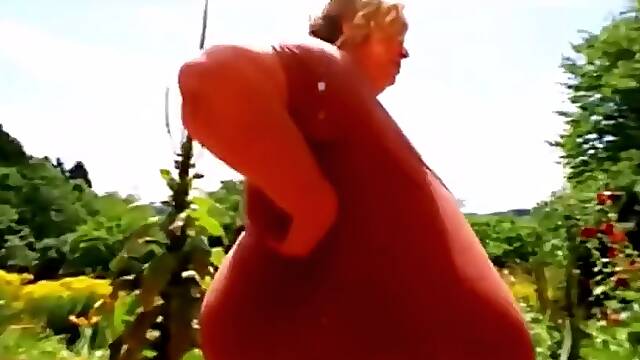 Ssbbw big titties granny white girl
