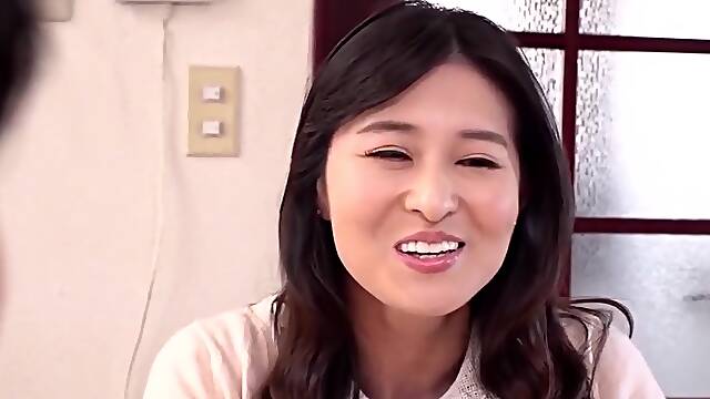 HOT JAPONESE MOTHER IN LAW 126800