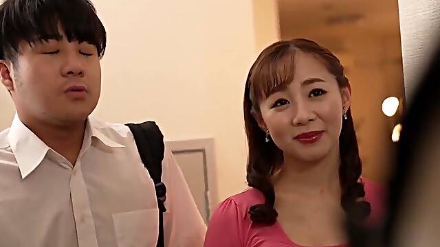 Japanese Mom 