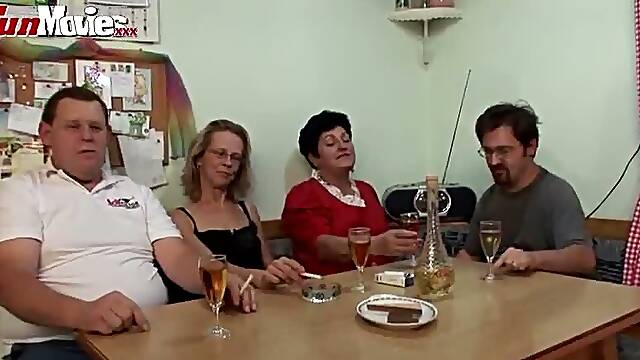 FUN MOVIES Horny Granny Lesbians