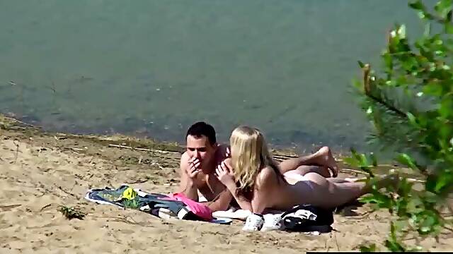 PUBLIC BEACH Sucking and Fucking by Aussie AMATEUR TEENS