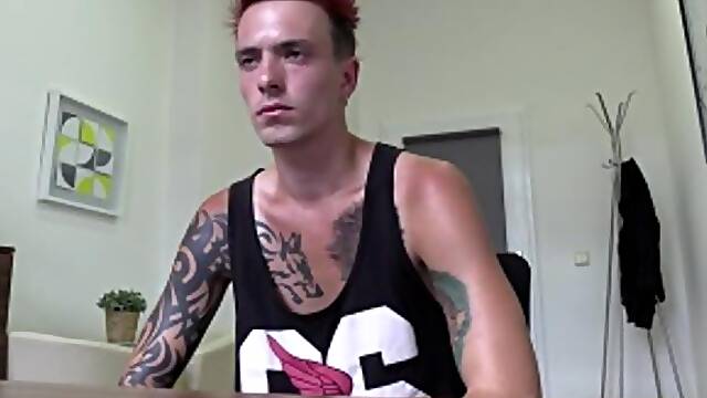 Dirty Scout - Muscle gay feels like hard slamming in a dress