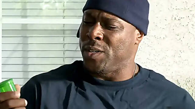 Zero Tolerance: Janae Foxx Goes Straight and Dirty