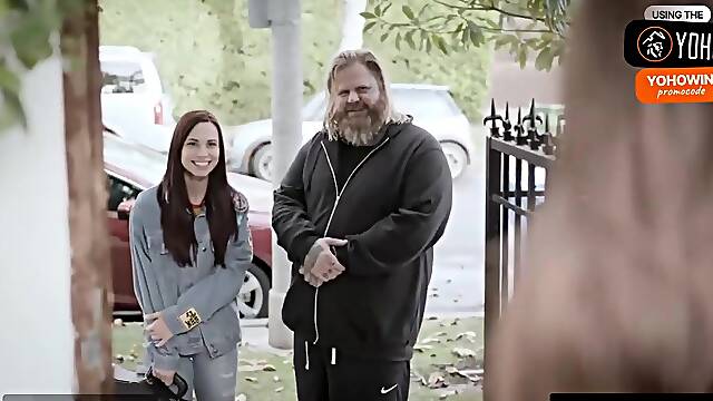 Young woman with fat jugs wants a threesome