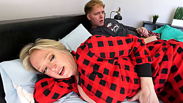 Phat ass mommy is going to seduce him with her booty