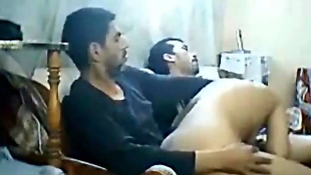 Arab amateur threesome with milf Nadia