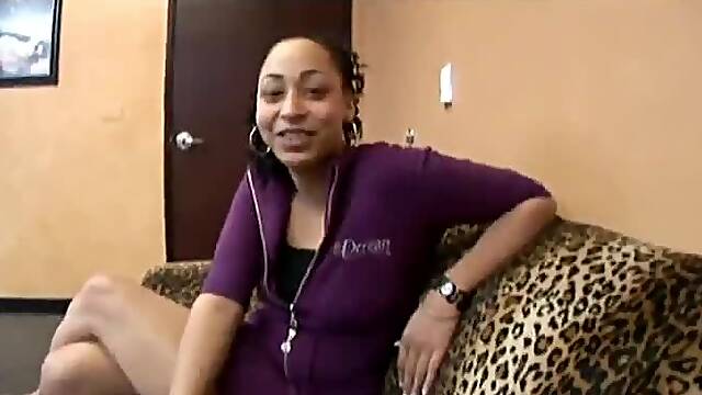 Black Hottie Tinkerbell Makes Her Big Ass Clap On A Hard Cock