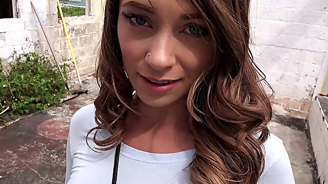 She's a pretty brunette who loves sucking dicks in the deserted places