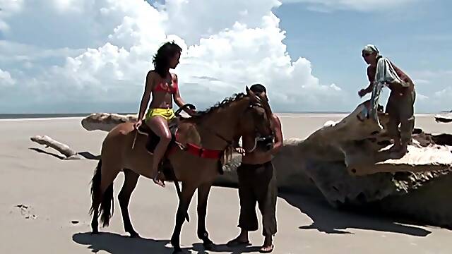 A deserted place is where Druuna Diva has a wild exotic threesome