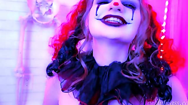 Kinky Clown Oral Sex and Facial